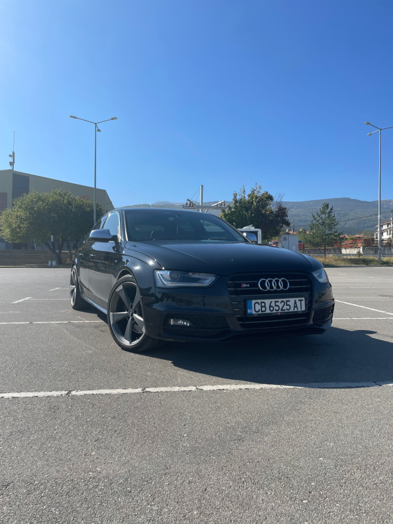 Audi S4, снимка 1 - Автомобили и джипове - 46297435