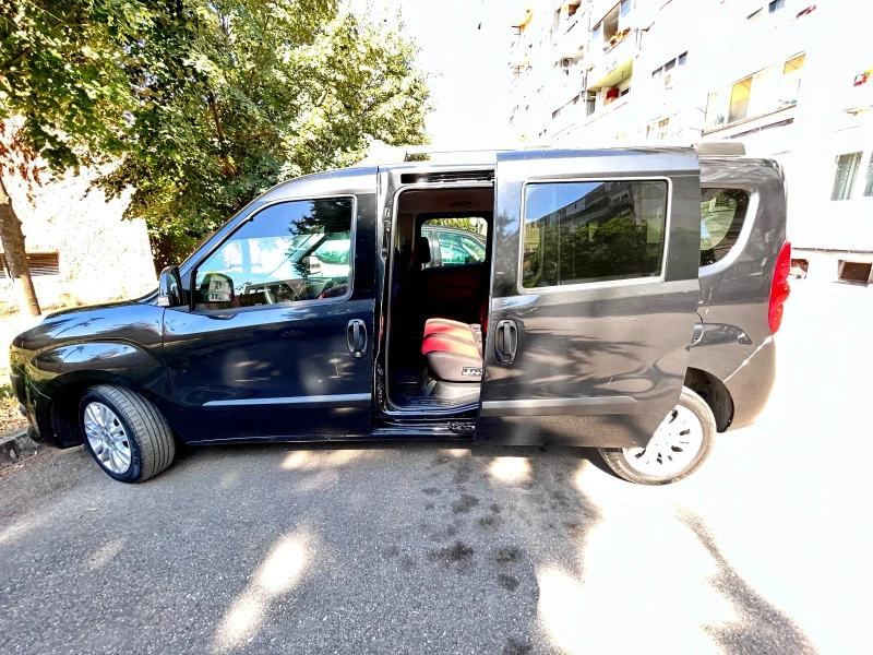 Fiat Doblo 1.6 Multijet Maxi с 4 странични  врати, снимка 9 - Автомобили и джипове - 47382521