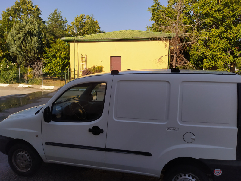 Fiat Doblo 1.6 16v, снимка 4 - Автомобили и джипове - 46771843