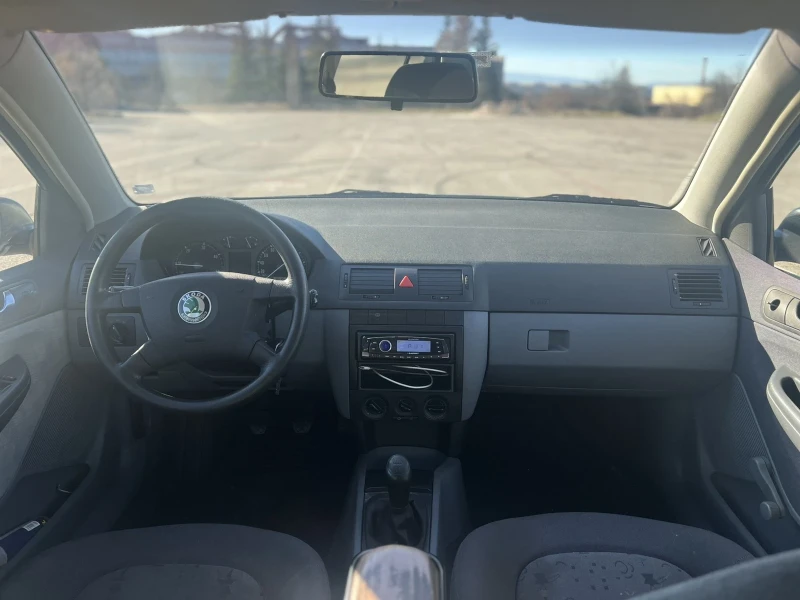 Skoda Fabia, снимка 7 - Автомобили и джипове - 48086381