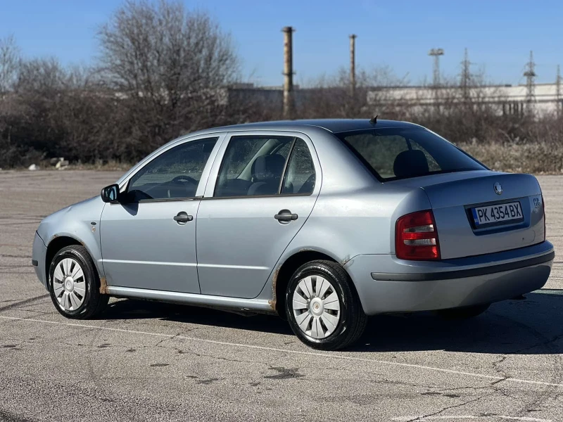 Skoda Fabia, снимка 3 - Автомобили и джипове - 48086381