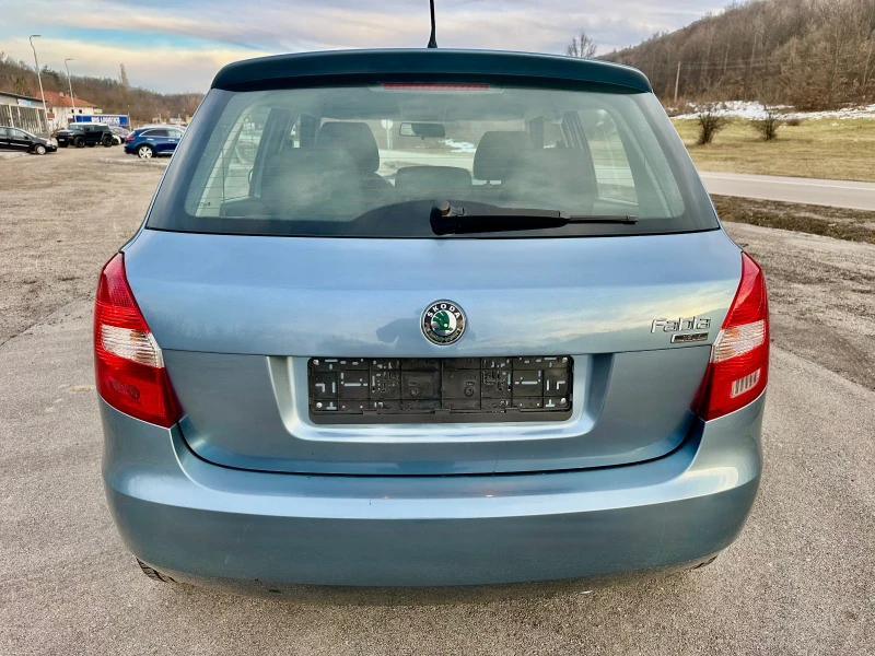 Skoda Fabia 1.4* KLIMA* REALNI KM* , снимка 5 - Автомобили и джипове - 48238949