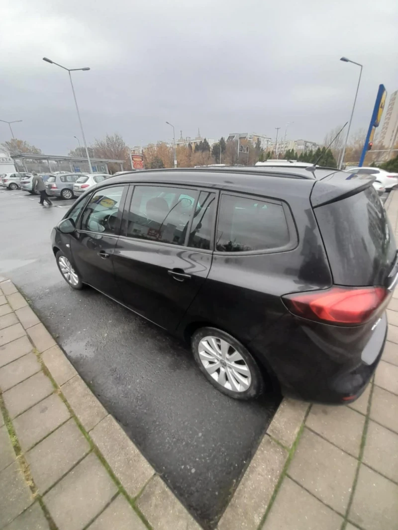 Opel Zafira Tourer, снимка 12 - Автомобили и джипове - 48309244