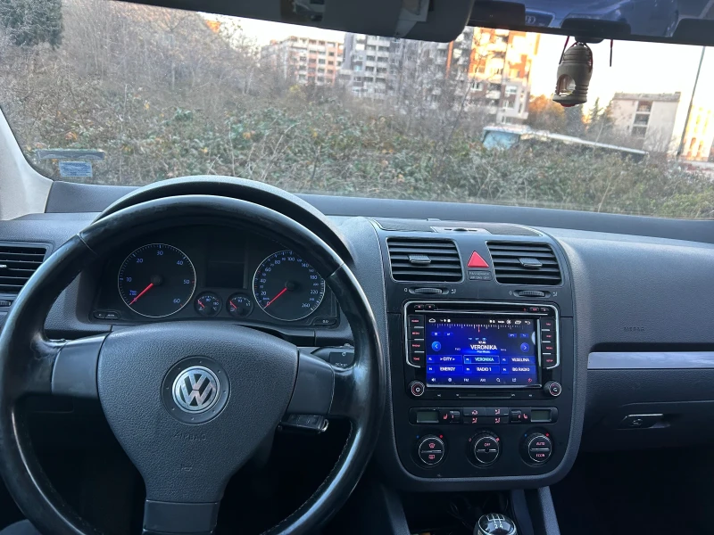 VW Golf 1.9, снимка 14 - Автомобили и джипове - 48434530