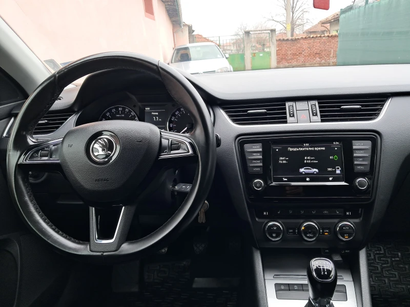 Skoda Octavia 1.6TDI  STYLE, снимка 9 - Автомобили и джипове - 49594229