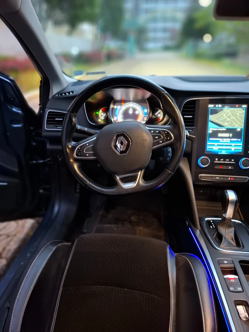 Renault Megane 4, снимка 4 - Автомобили и джипове - 52213811