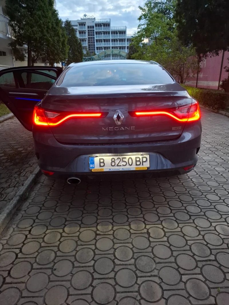 Renault Megane 4, снимка 3 - Автомобили и джипове - 52213811