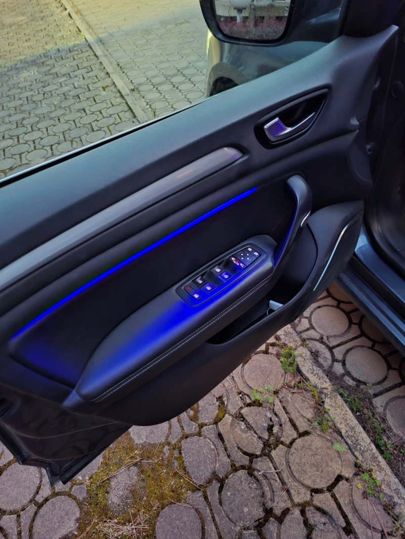 Renault Megane 4, снимка 7 - Автомобили и джипове - 52213811