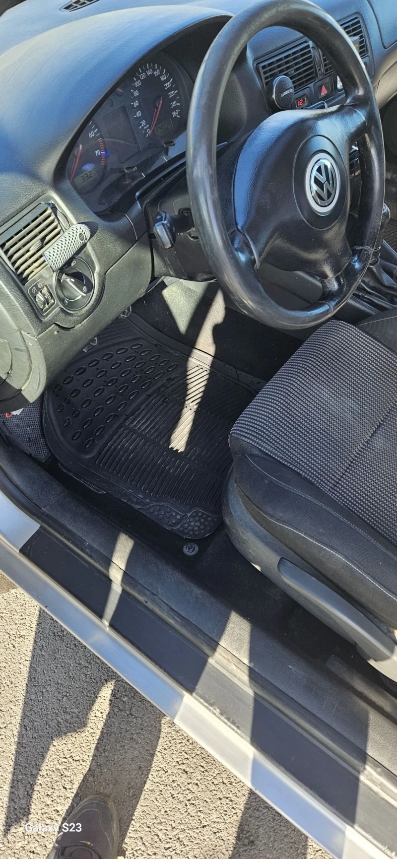 VW Golf, снимка 4 - Автомобили и джипове - 51791097