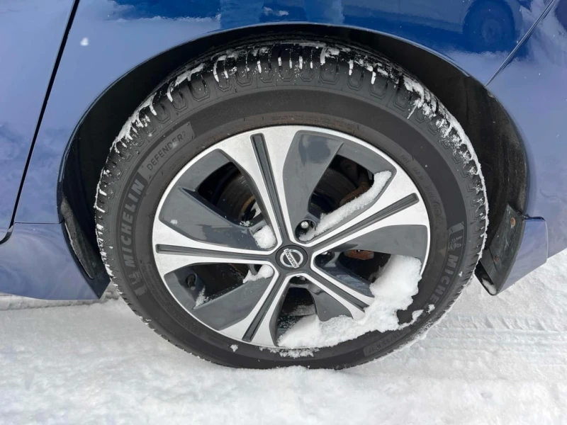 Nissan Leaf  * Hatchback * CARFAX * БЕЗ ПЪРВОНАЧАЛНА ВНОСКА, снимка 7 - Автомобили и джипове - 52777051