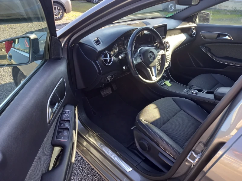 Mercedes-Benz A 180 АВТОМАТИК, снимка 13 - Автомобили и джипове - 52909597