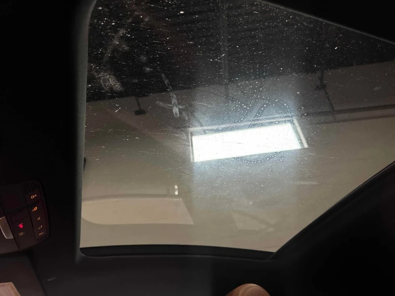 Mercedes-Benz C 300 * CARFAX * БЕЗ ПЪРВОНАЧАЛНА ВНОСКА, снимка 11 - Автомобили и джипове - 52950884