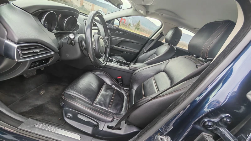 Jaguar XE D180, снимка 10 - Автомобили и джипове - 53006553