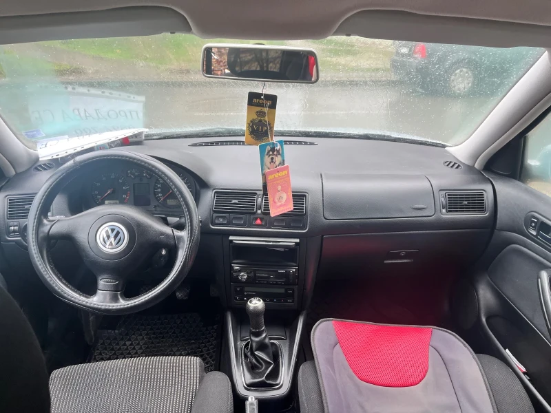 VW Golf 1.6 101, снимка 5 - Автомобили и джипове - 53031144