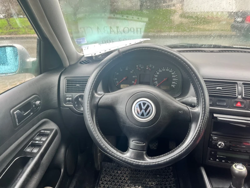 VW Golf 1.6 101, снимка 6 - Автомобили и джипове - 53031144