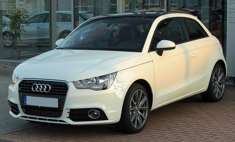 Audi A1, снимка 1 - Автомобили и джипове - 44988965