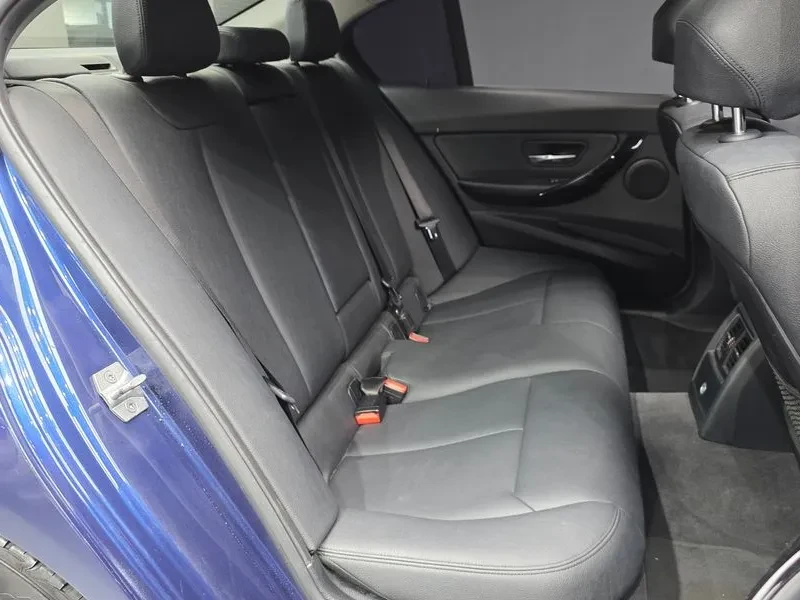 BMW 320 d, снимка 12 - Автомобили и джипове - 54592462