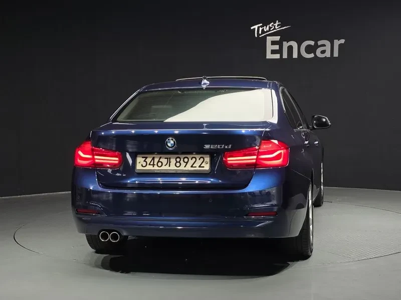BMW 320 d, снимка 4 - Автомобили и джипове - 54592462