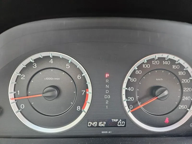 Honda Accord 3.5 8Th Generation, снимка 16 - Автомобили и джипове - 55898535