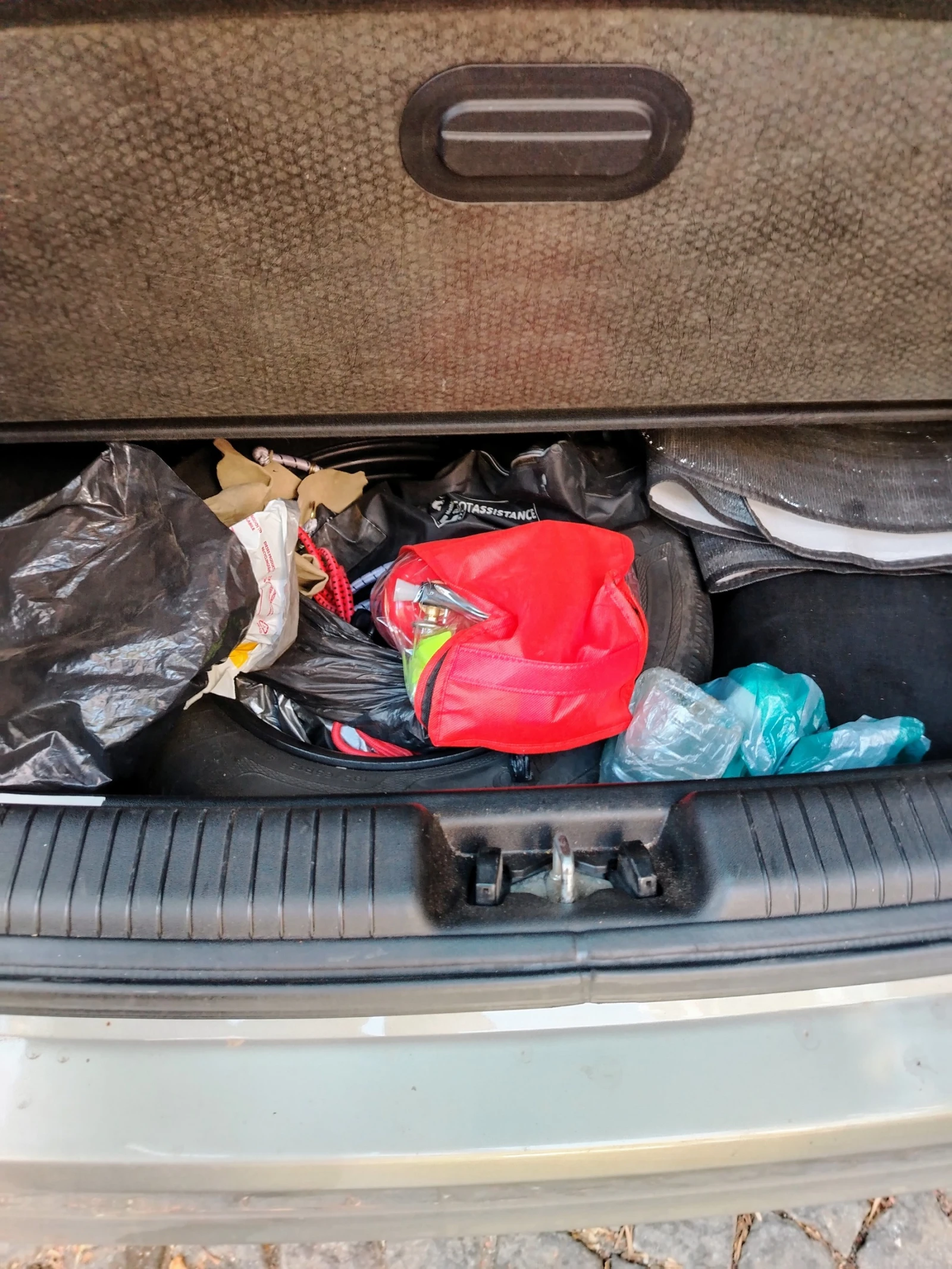 Kia Venga 1.6 D 115hp | Mobile.bg � ����������� 13