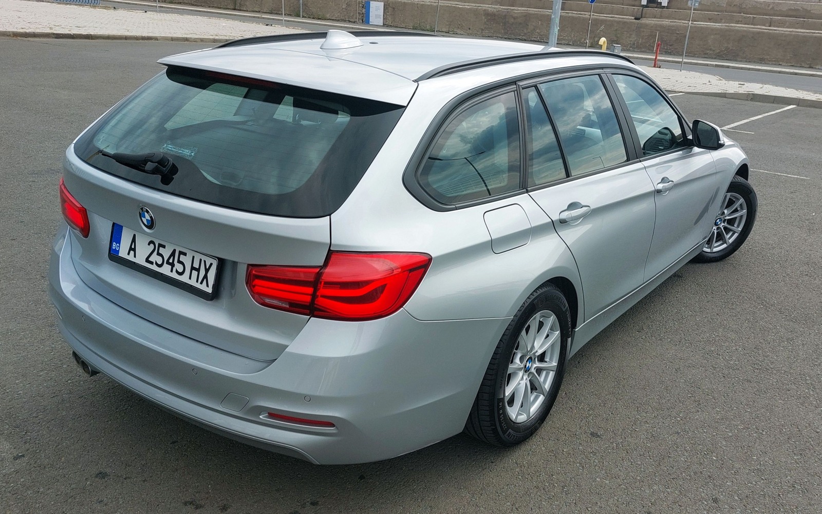 BMW 320 d Touring Steptronic - изображение 5