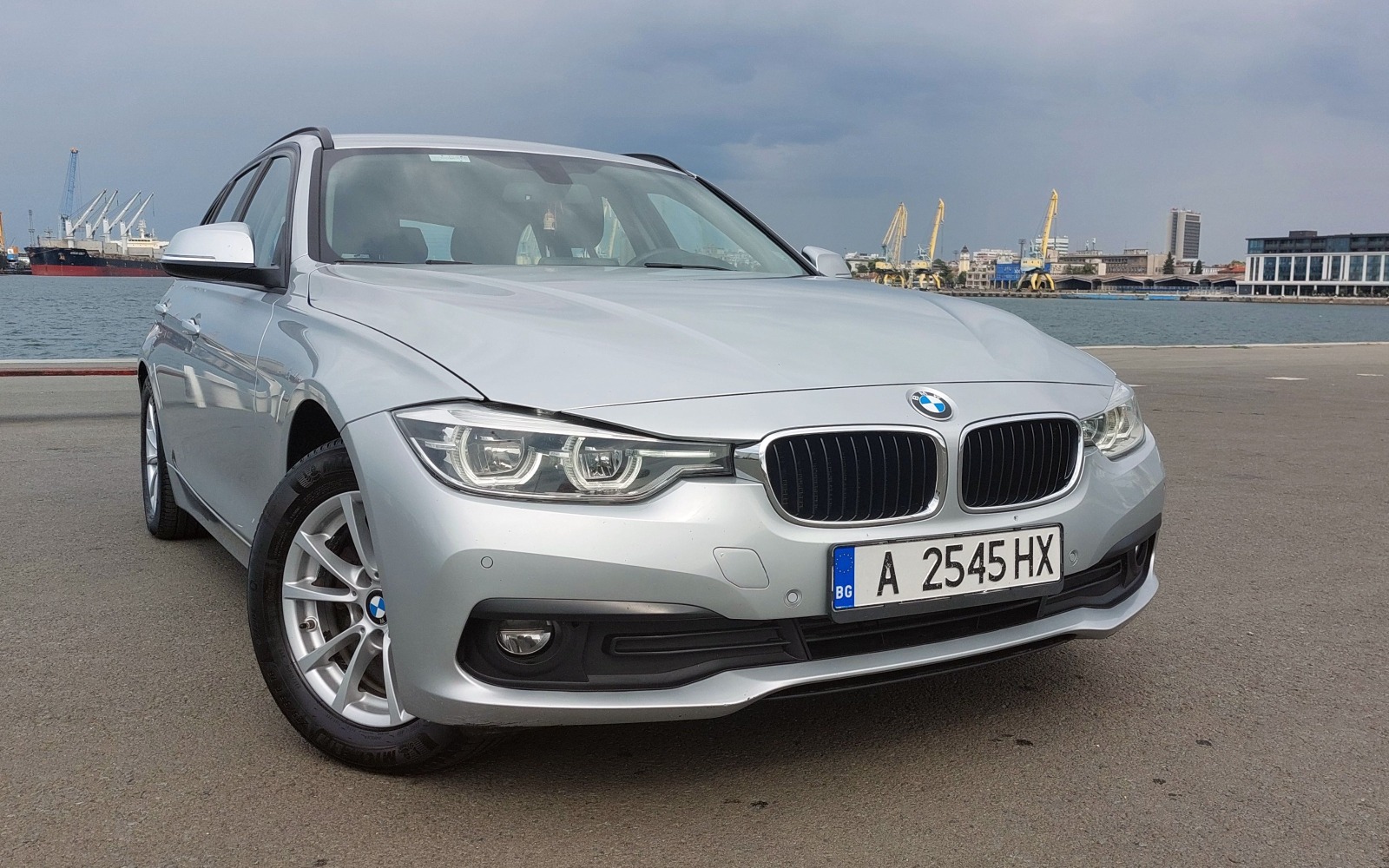 BMW 320 d Touring Steptronic - изображение 2