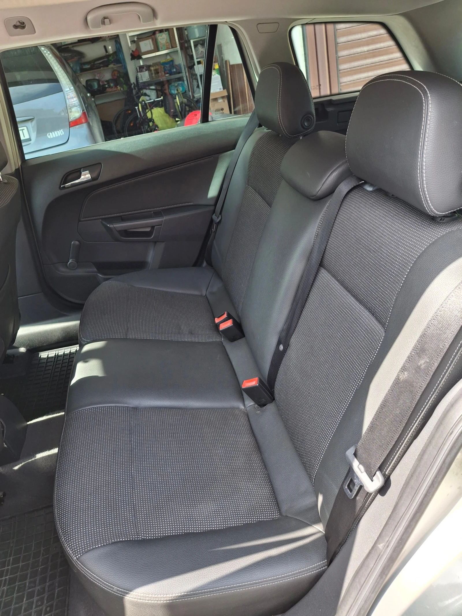 Opel Astra  Opel Astra 1.9 CDTI - изображение 10