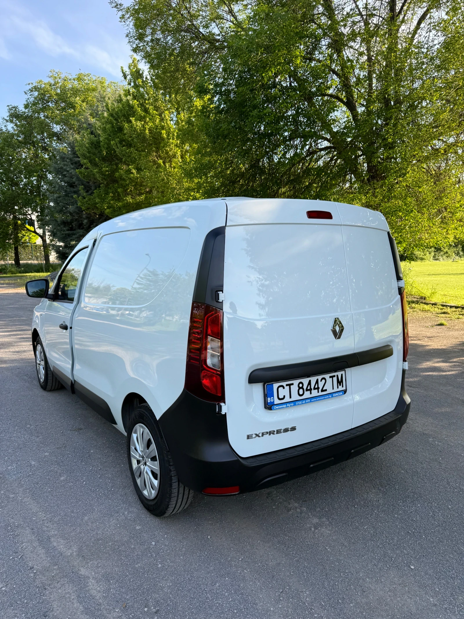 Renault Express  - изображение 8