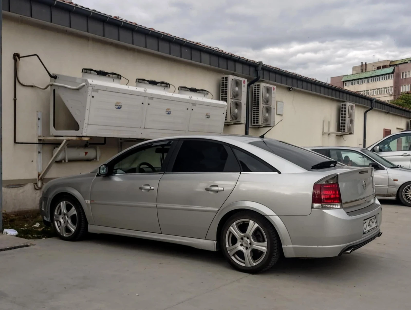 Opel Vectra GTS 3.2 V6 - изображение 2