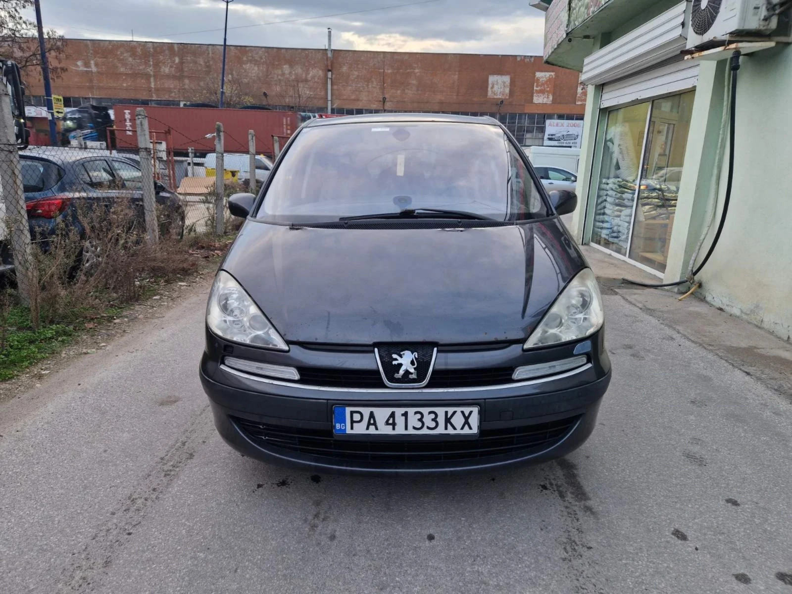 Peugeot 807 2.0 / 136 к.с - изображение 3