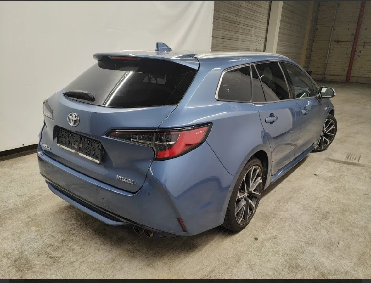 Toyota Corolla 2.0 Premium Plus - изображение 2