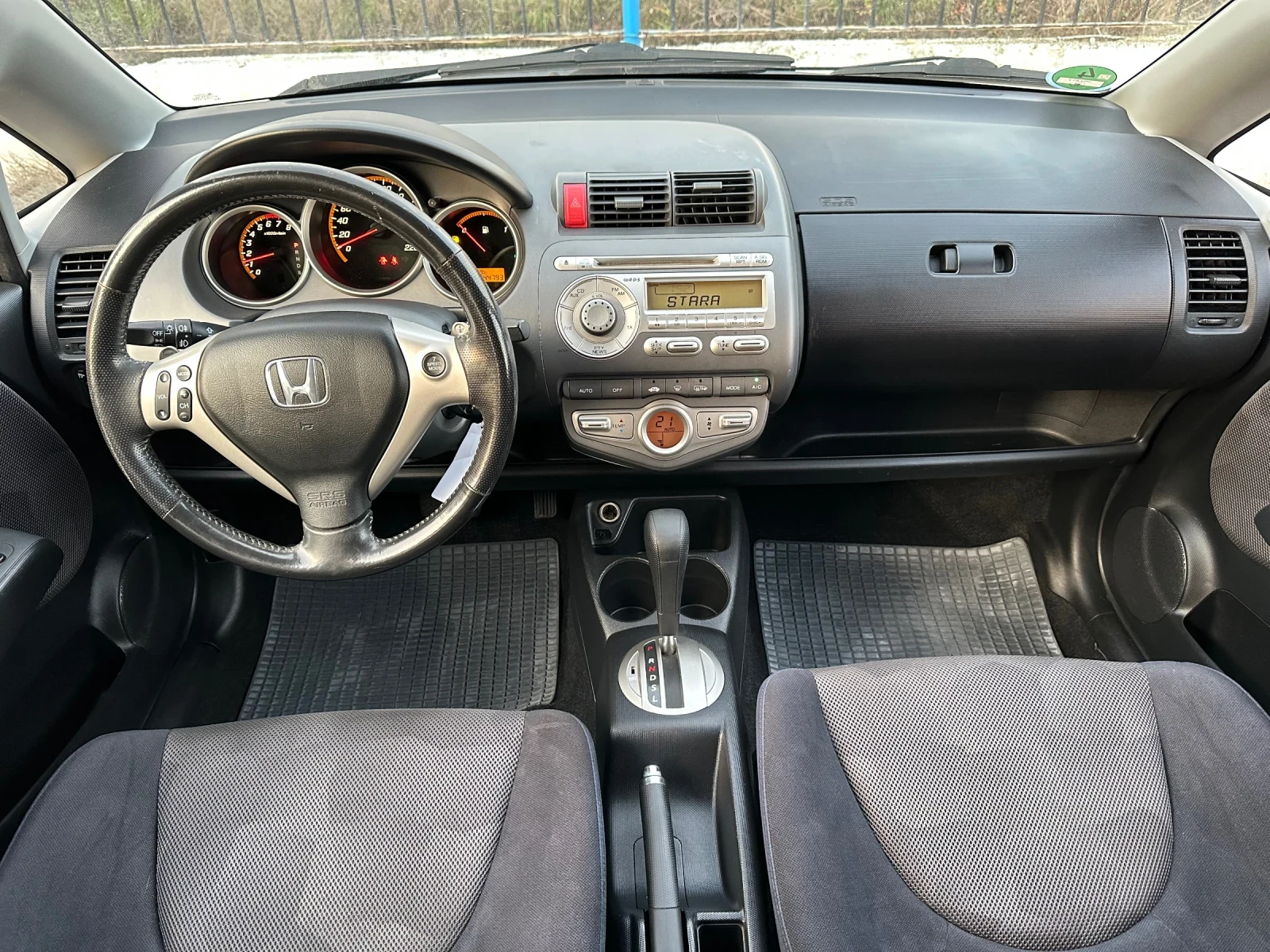 Honda Jazz 1.4 Sport автоматик - изображение 7