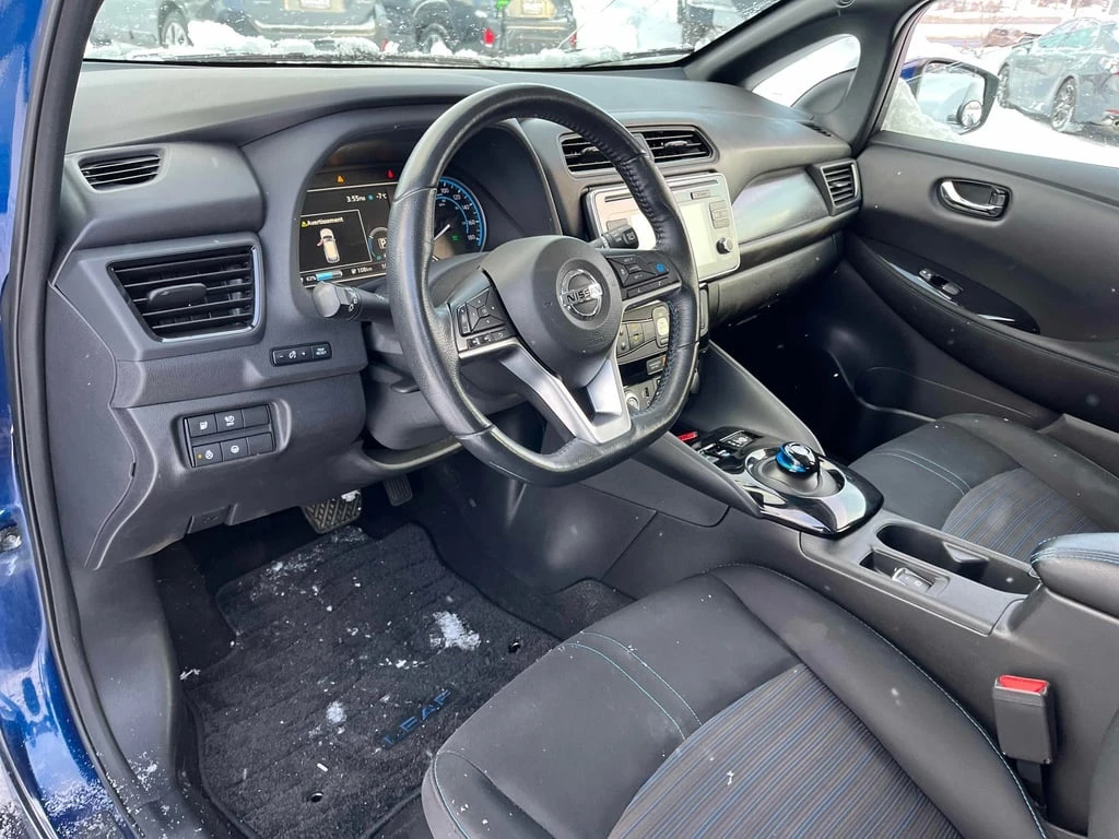 Nissan Leaf  * Hatchback * CARFAX * БЕЗ ПЪРВОНАЧАЛНА ВНОСКА - изображение 5