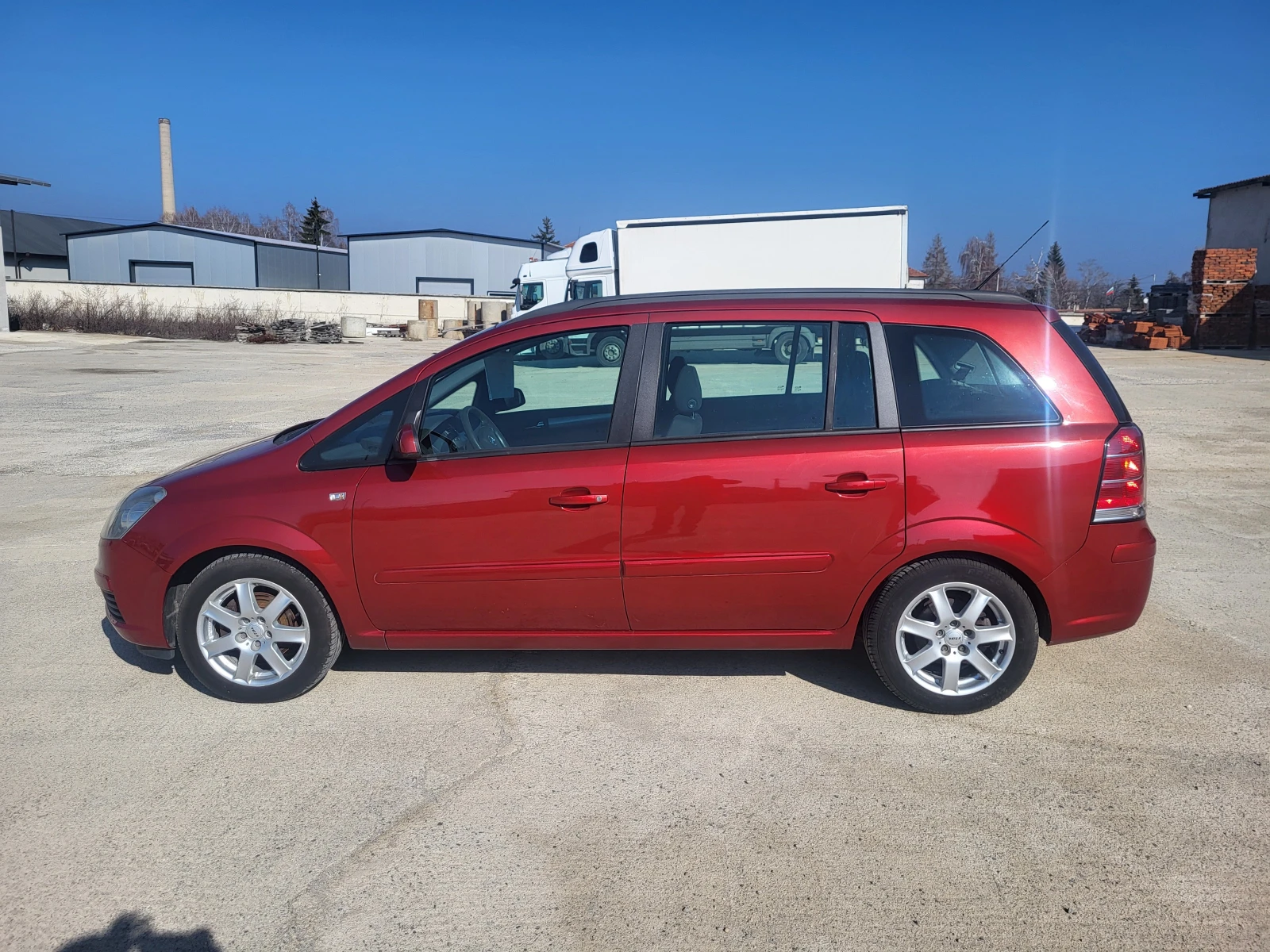 Opel Zafira 7местна EcoTec navi, снимка 9 - Автомобили и джипове - 53431105