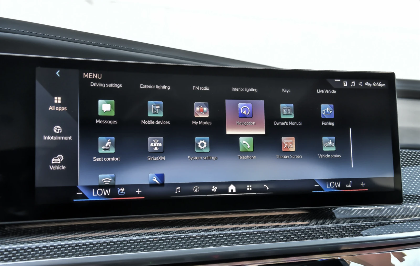 BMW 760 V8/SWAROWSKI/Xdrive/Theater Screen/Bowers&Wilkins, снимка 11 - Автомобили и джипове - 53733876