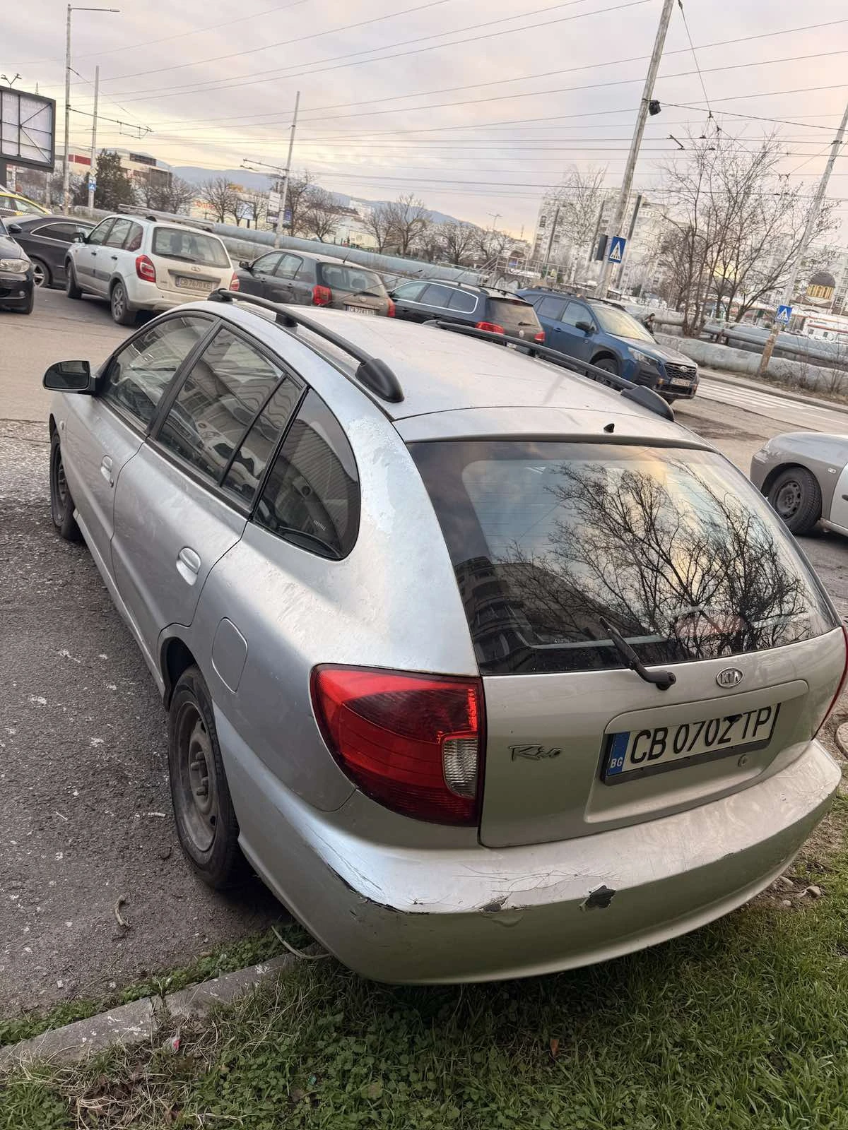 Kia Rio комбе, снимка 4 - Автомобили и джипове - 53763777