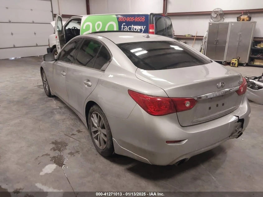 Infiniti Q50 3.7l, снимка 3 - Автомобили и джипове - 54141590