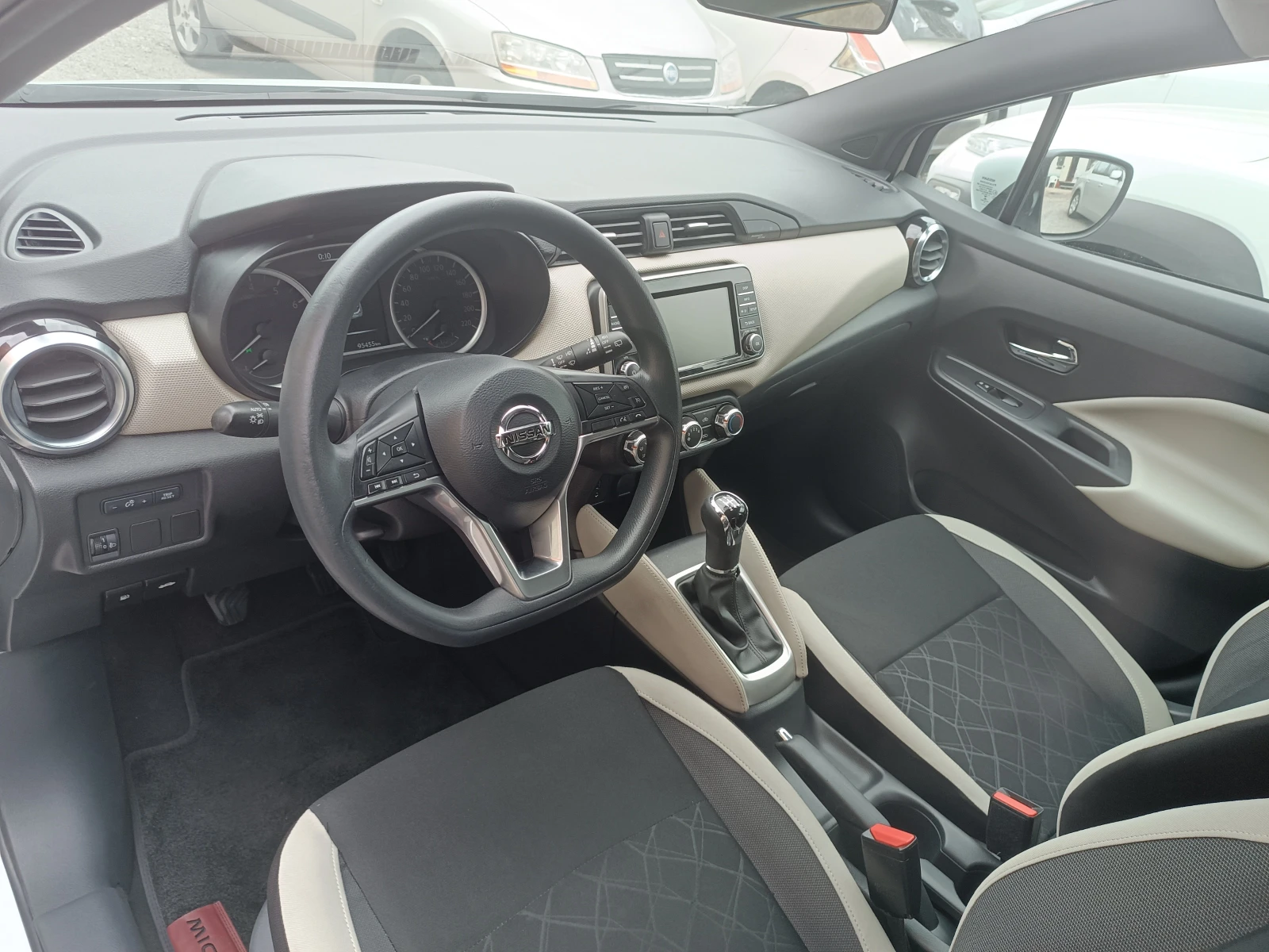 Nissan Micra 1.0 I EURO 6B ТЕКNA, снимка 8 - Автомобили и джипове - 54221634