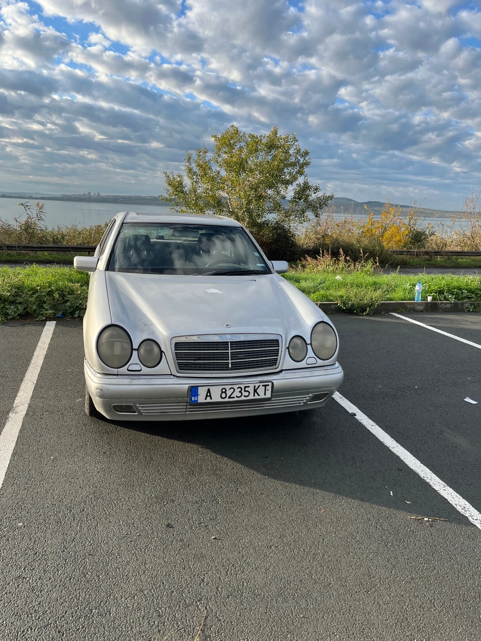 Mercedes-Benz E 200