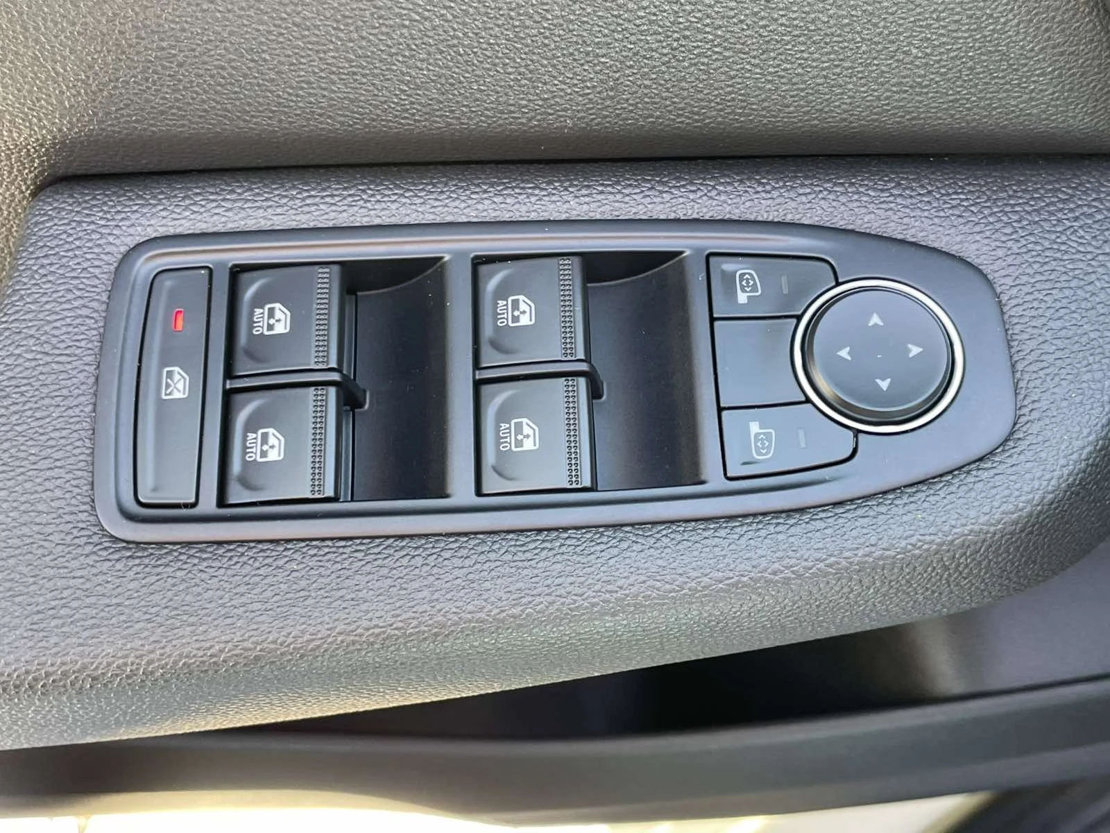 Renault Clio V 1.0TCe 90hp, снимка 15 - Автомобили и джипове - 54294973