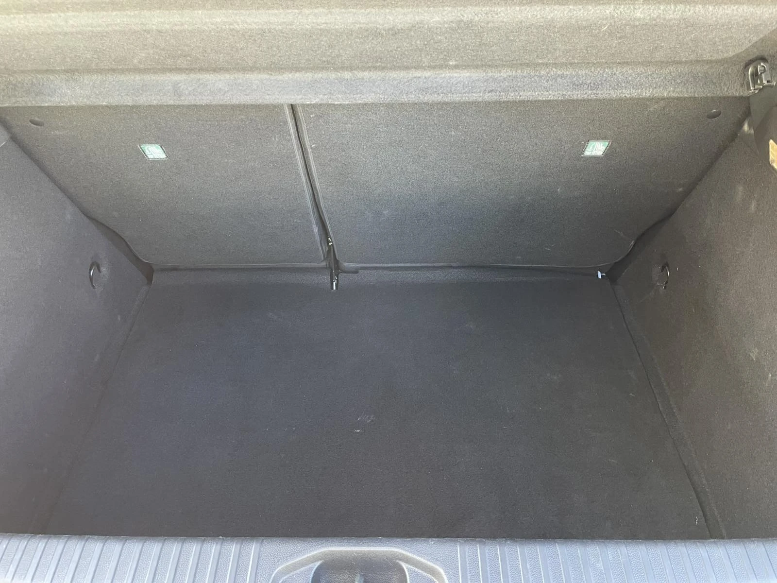 Renault Clio V 1.0TCe 90hp, снимка 17 - Автомобили и джипове - 54294973