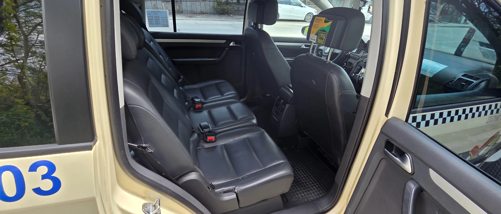 VW Touran 1.4tsi ecofuel, снимка 6 - Автомобили и джипове - 54438447
