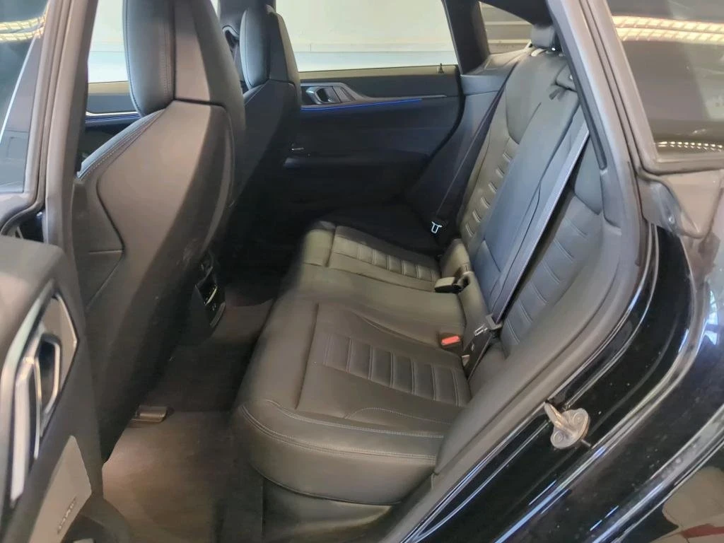 BMW i4 M50 ОЧАКВАН ВНОС Laser M Seats 360 SOH 95.2%, снимка 7 - Автомобили и джипове - 55128229
