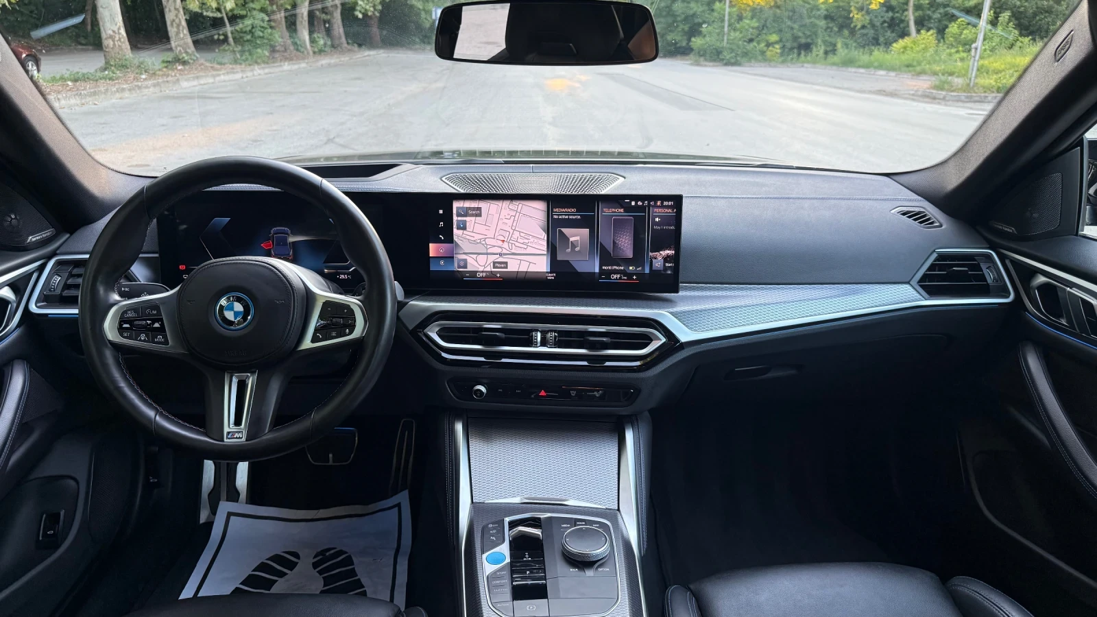 BMW i4 M50 Laser M Seats 360 SOH 95.2%, снимка 14 - Автомобили и джипове - 55128229