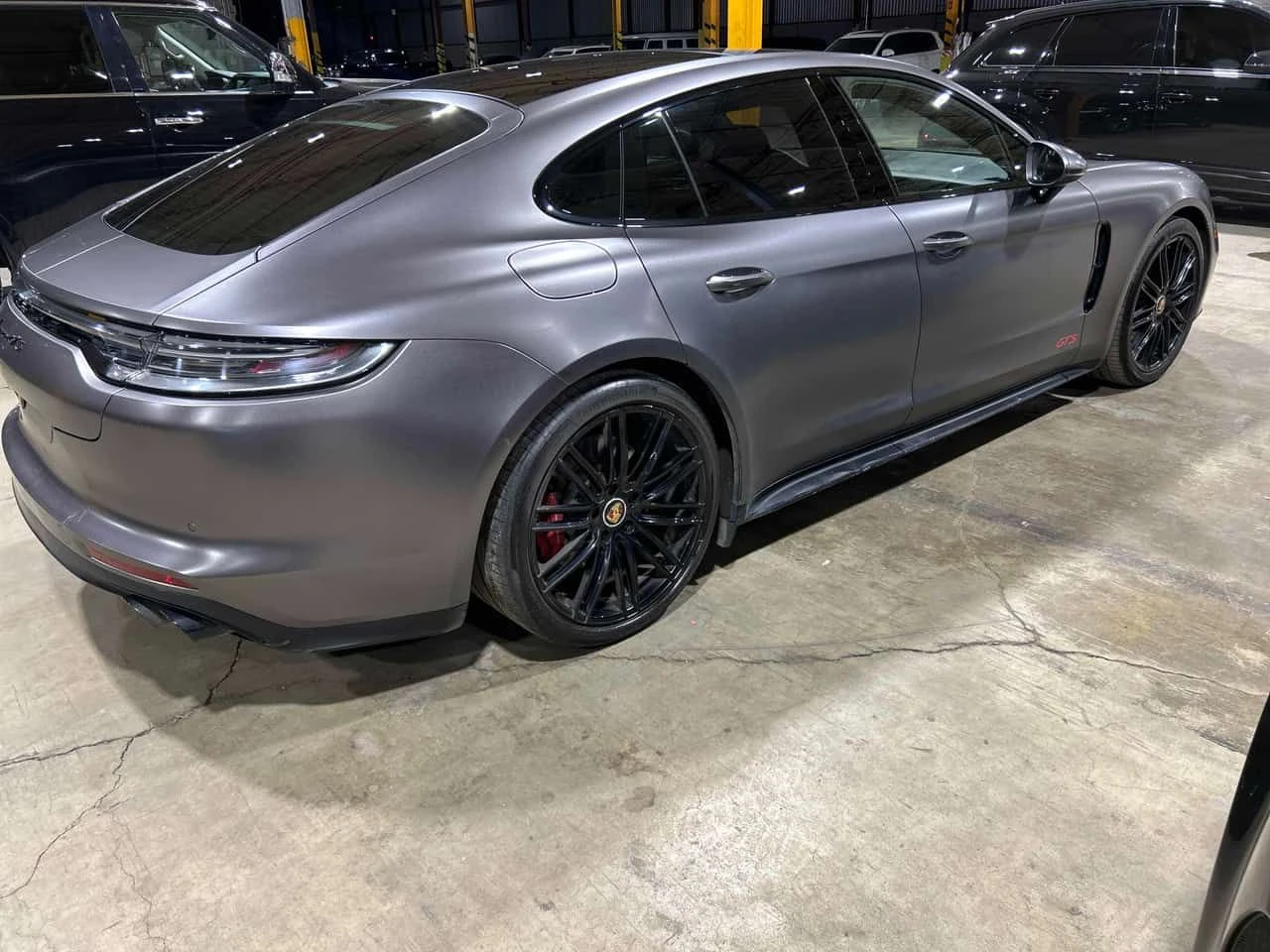 Porsche Panamera * GTS * АВТОКРЕДИТ БЕЗ ПЪРВОНАЧАЛНА ВНОСКА* , снимка 3 - Автомобили и джипове - 55307441