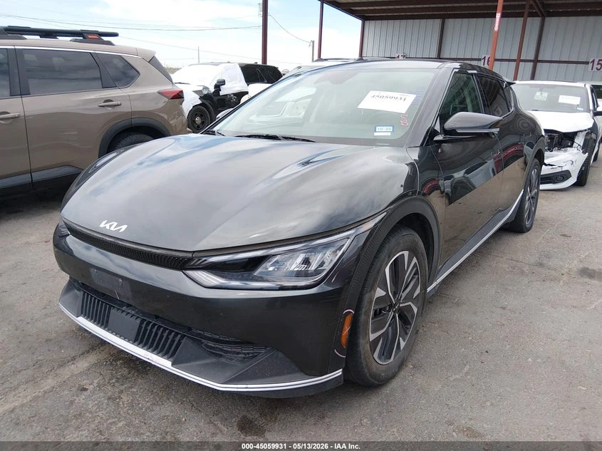 Kia EV6 2024 KIA EV6 LIGHT LONG RANGE