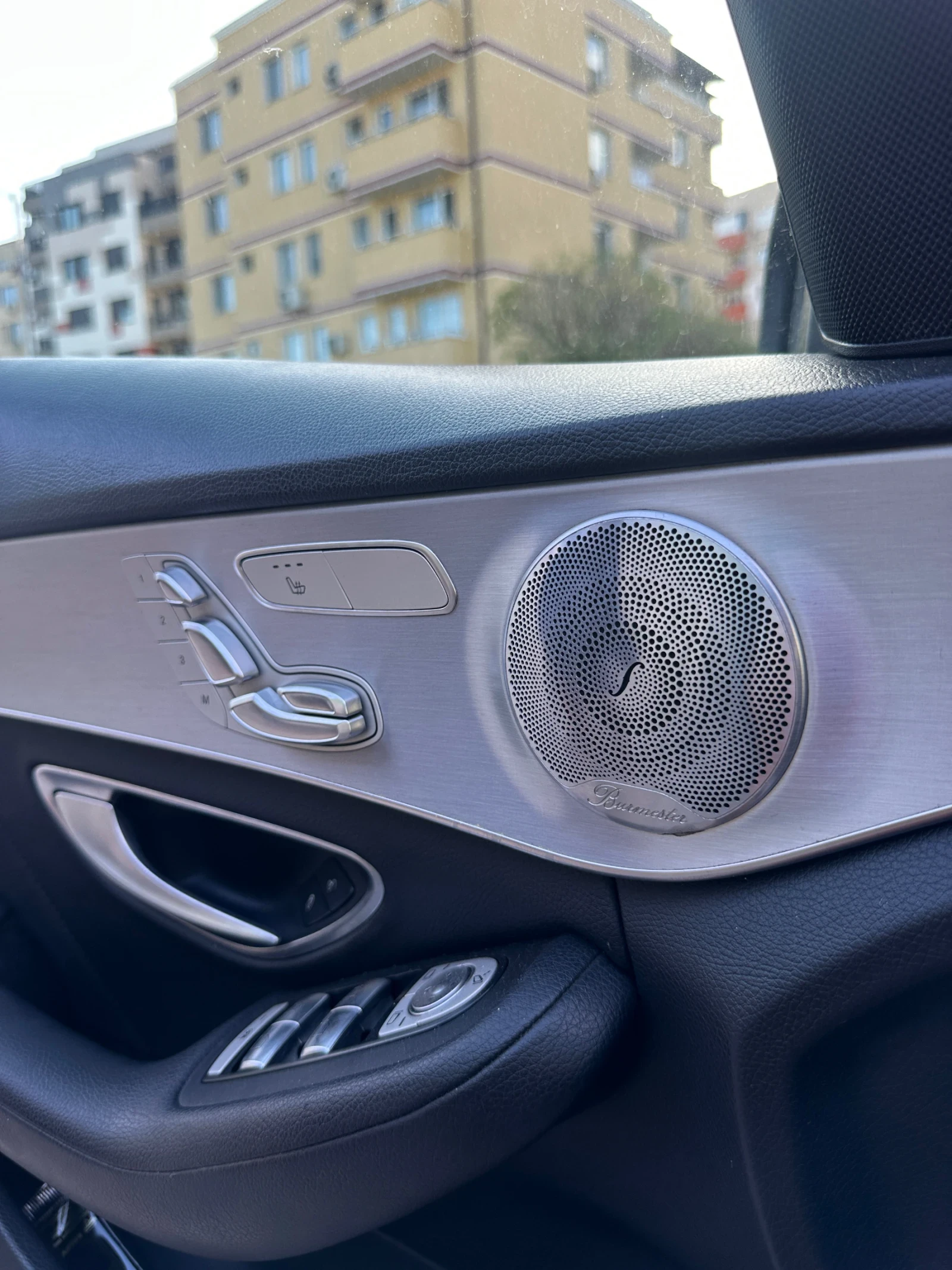 Mercedes-Benz C 220, снимка 5 - Автомобили и джипове - 55875226