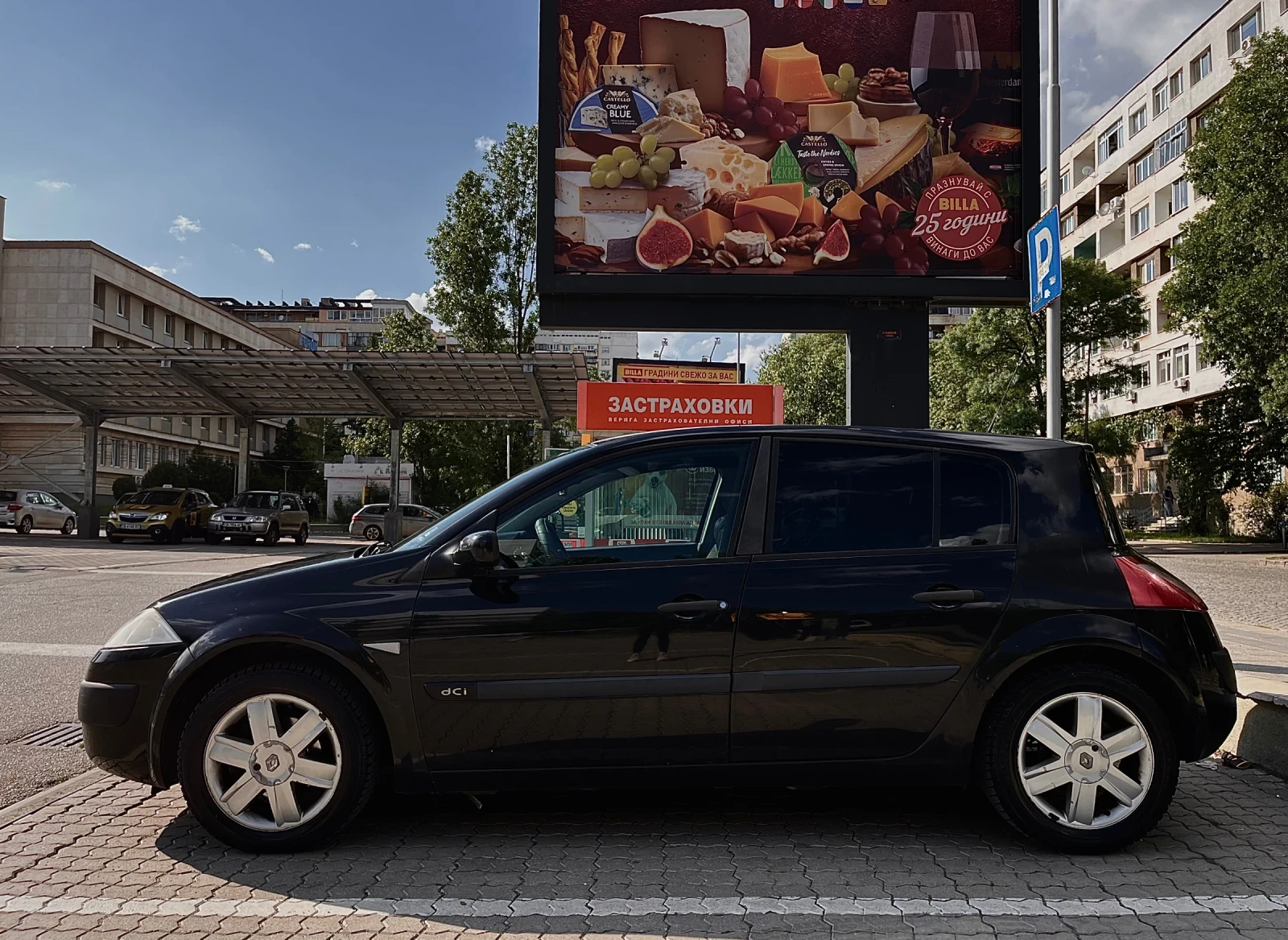 Renault Megane 1.5 dCi 82 к.с., снимка 4 - Автомобили и джипове - 55920159