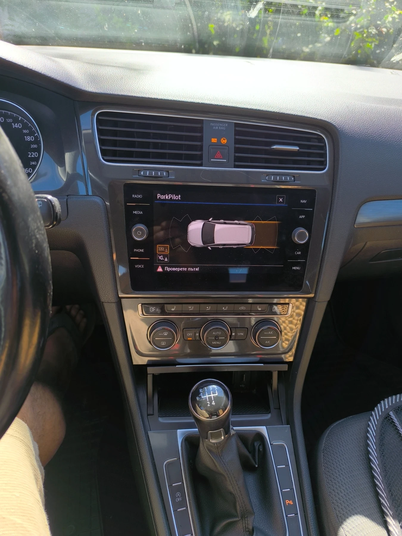 VW Golf 1.6  115 pc, снимка 5 - Автомобили и джипове - 55961506