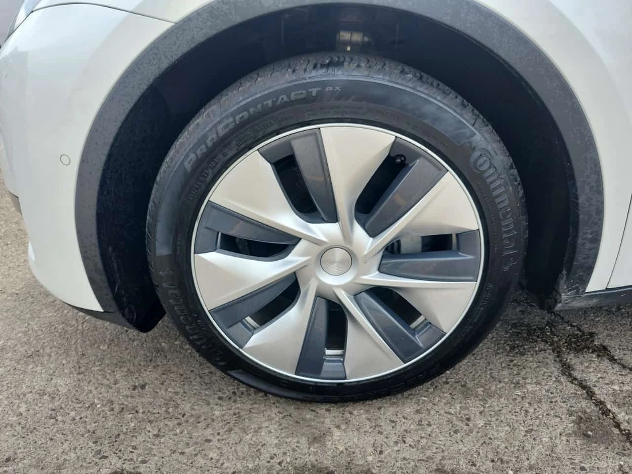 Tesla Model Y / AWD LONG RANGE / ОТ ПРЕДСТАВИТЕЛСТВО НА ТЕСЛА, снимка 6 - Автомобили и джипове - 56179097